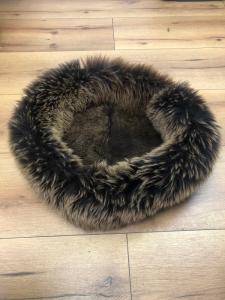 Fårskinn - Mjuka sängar för hundar och katter av fårskinn!
