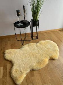Fårskinn - Kära! Vi presenterar för dig vår Relugan-läkande hud