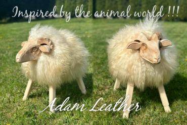 Fårskinn - Inspirerad av djurvärlden - Trälamm klädd med fårskinn